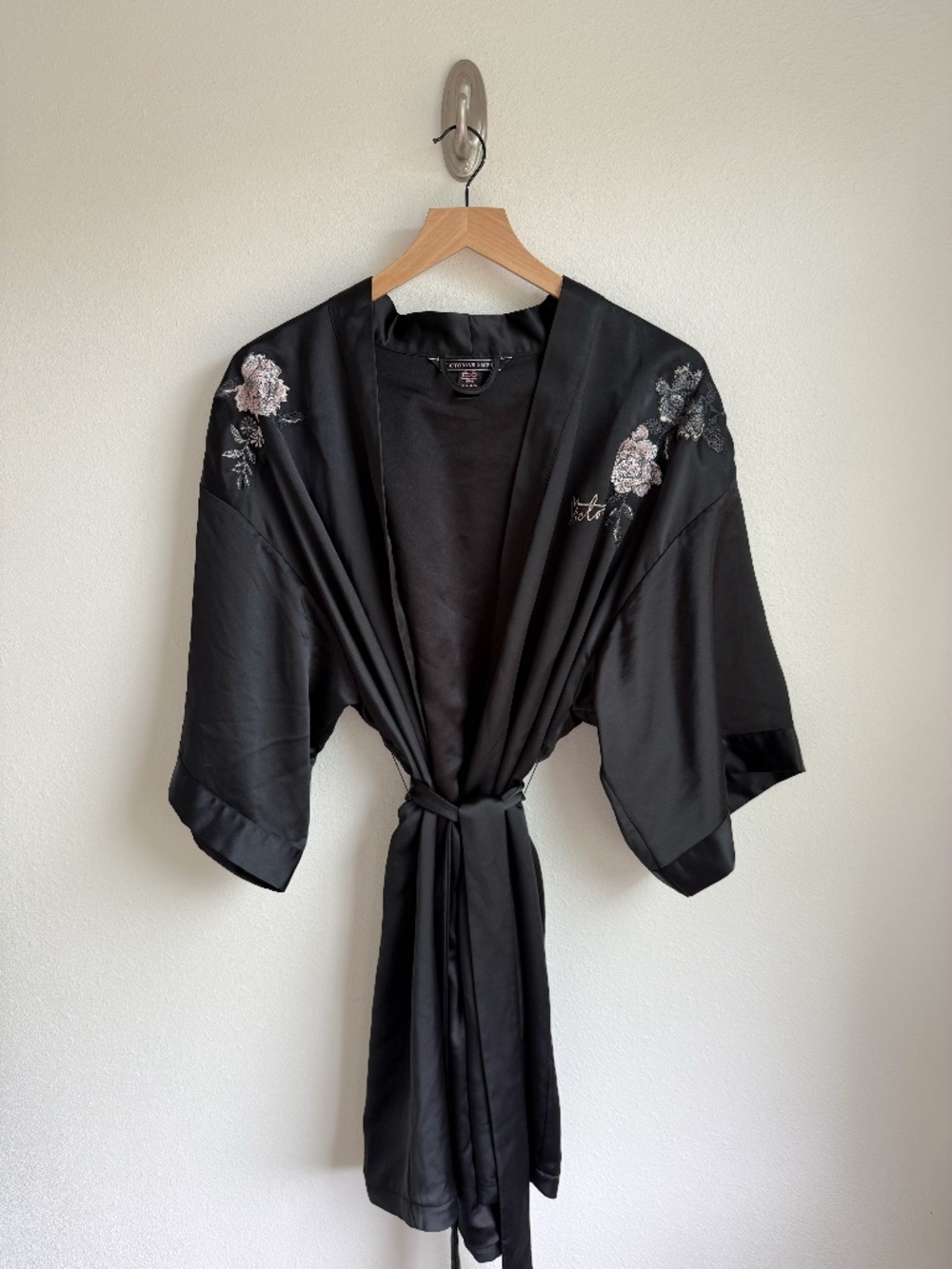 RARE Victoria's Secret 2017 Shangai Fashion Show Robe